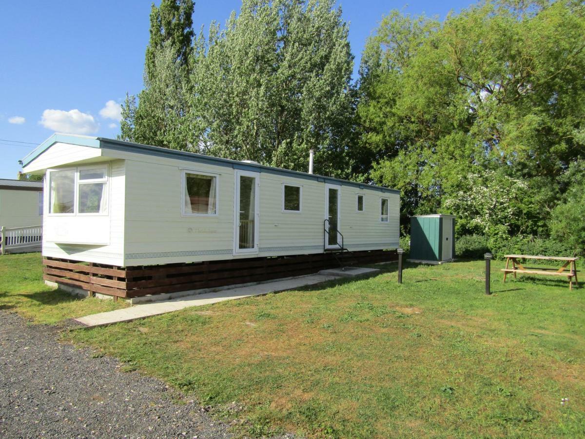 Fenlake Holiday Accommodation Metheringham Eksteriør billede