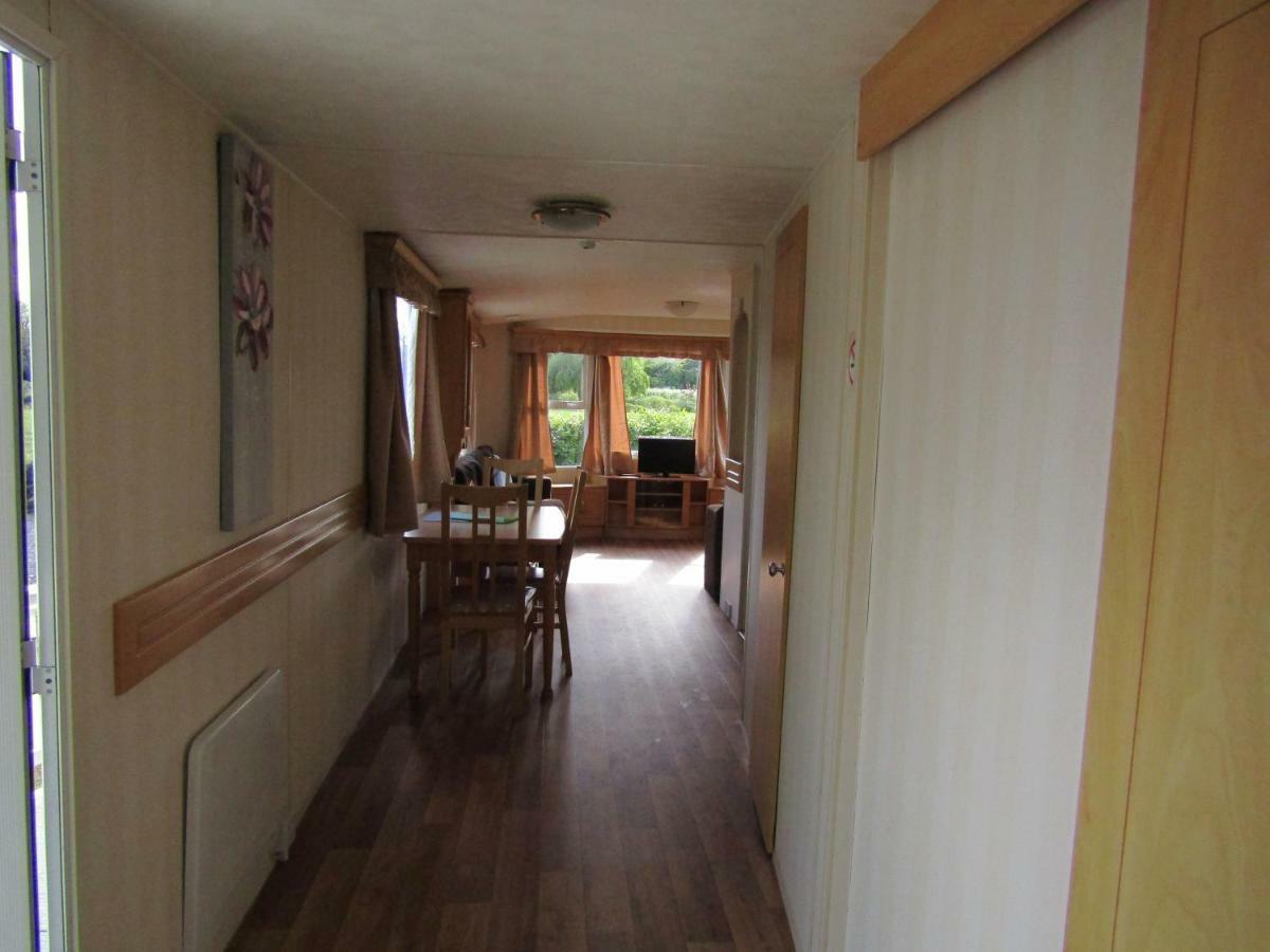 Fenlake Holiday Accommodation Metheringham Eksteriør billede