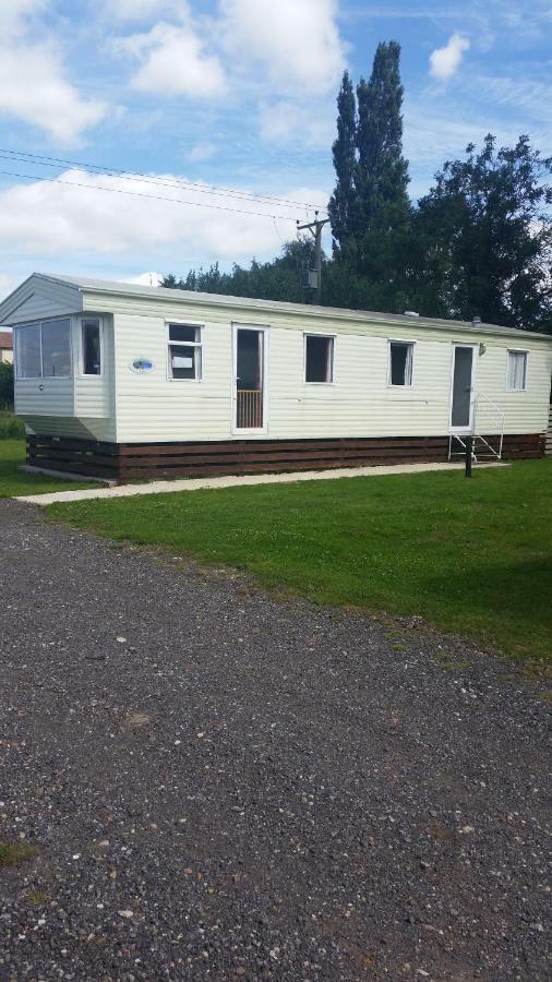 Fenlake Holiday Accommodation Metheringham Eksteriør billede