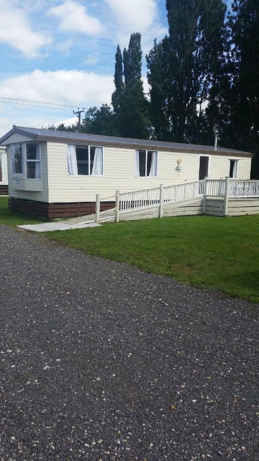 Fenlake Holiday Accommodation Metheringham Eksteriør billede